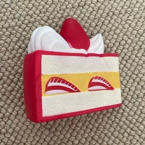 Cake squishy with strawberries